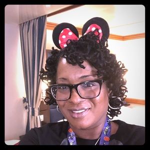 Meet your Posher, Laveda